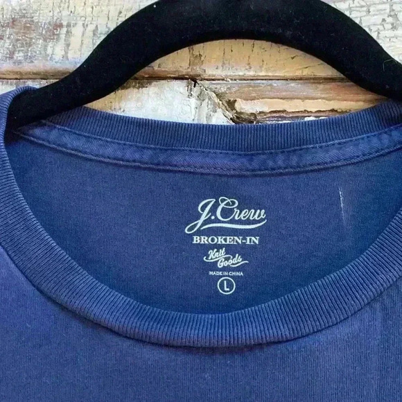 J. Crew Men’s Broken-In tee - Picture 2 of 2